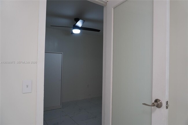 Building Photo - 9132 SW 148th Ct