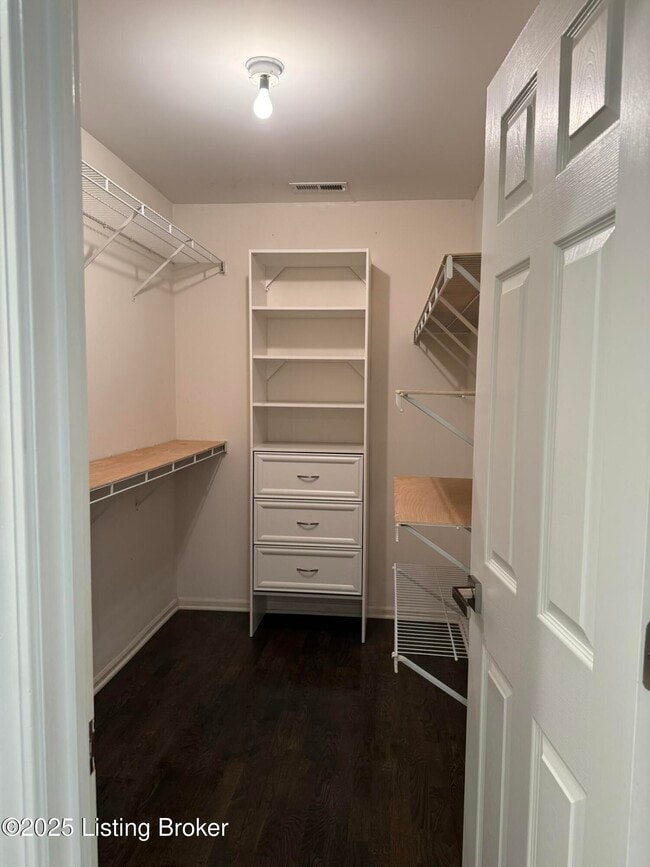 Building Photo - 5012 Kames Square