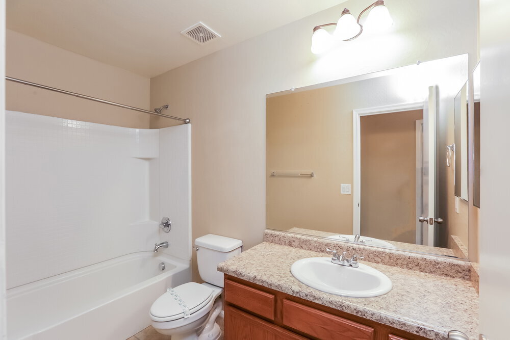 Building Photo - 4621 W Carson Rd