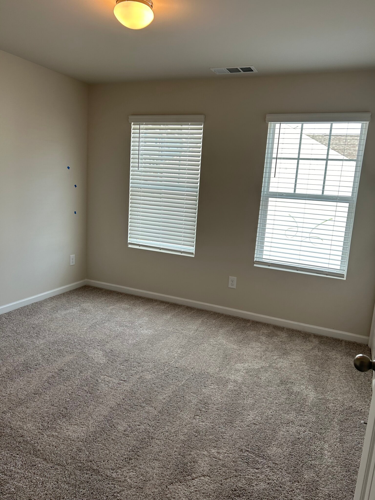 Building Photo - 329 Whitetail Cir