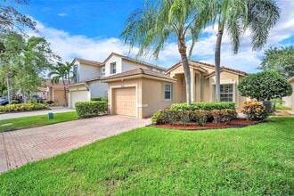 Building Photo - 16411 Sapphire Bend
