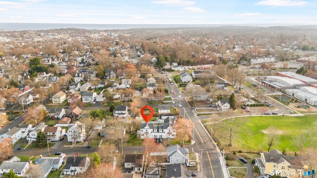 Building Photo - 183 Vesper St