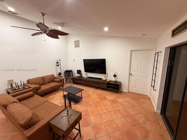 Building Photo - 13680 Yarmouth Ct