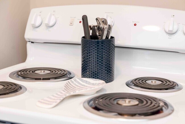 Building Photo - 324 Stockton St