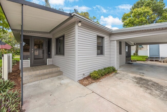 Building Photo - Cute 1 bedroom home with 2 patios and shed***MOVE IN JUNE 20TH****
