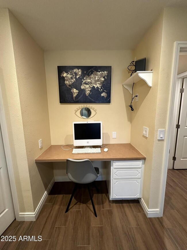 Building Photo - 4328 E Capri Ave