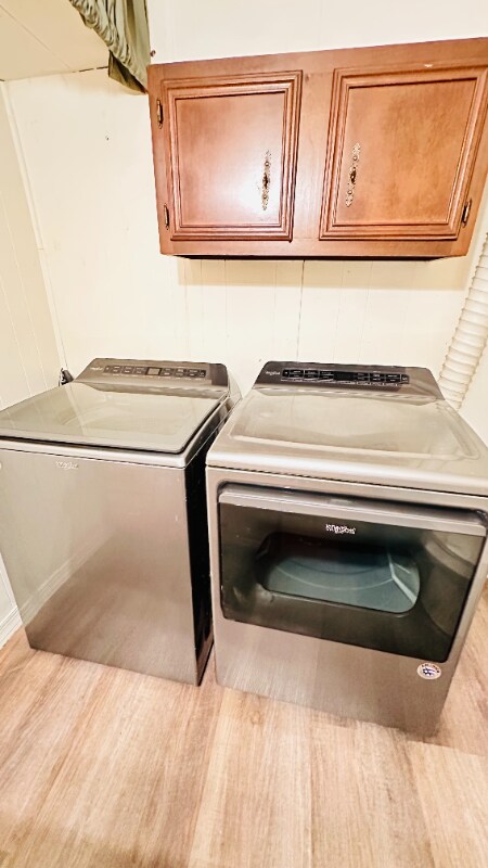 Building Photo - 13 N 2nd St