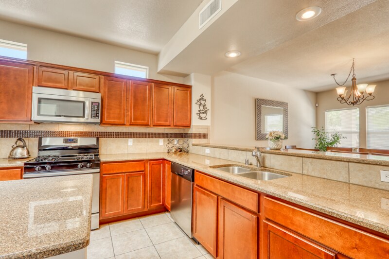 Building Photo - 7352 Cibolo Creek Dr