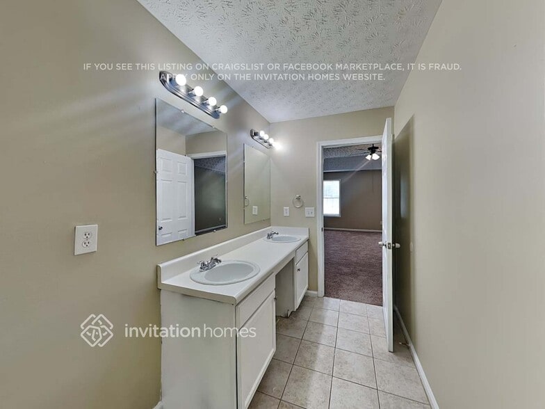 Building Photo - 9009 Jimmy Lee Cir