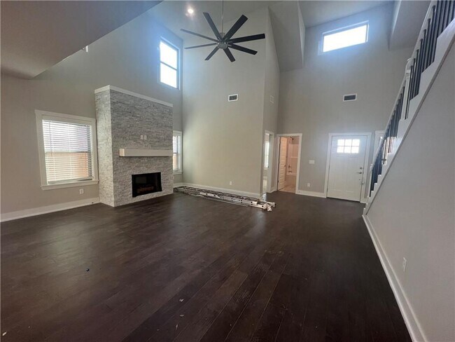 Building Photo - 7202 SW Basswood Ave