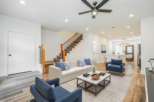 Building Photo - 1208 Edgar St