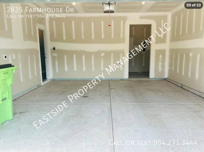 Building Photo - 2835 Farmhouse Dr