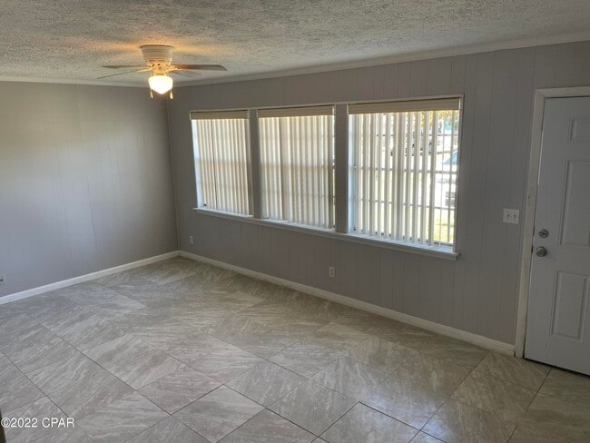 Building Photo - 1510 Clay Ave