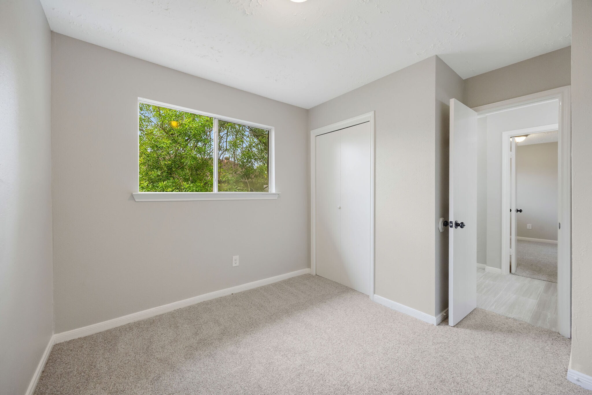 Building Photo - 909 Littleport Ln