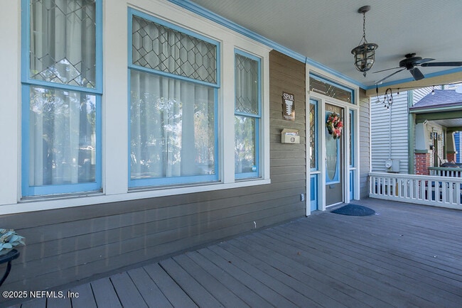 Building Photo - 1838 Silver St