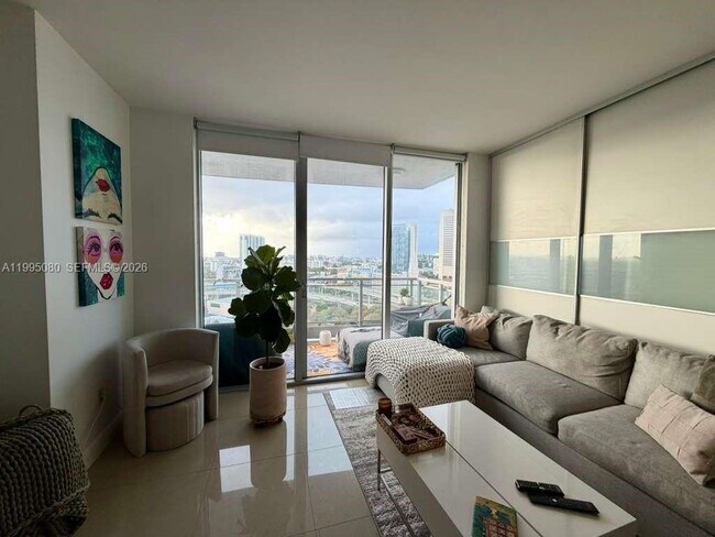 Building Photo - 90 SW 3rd St