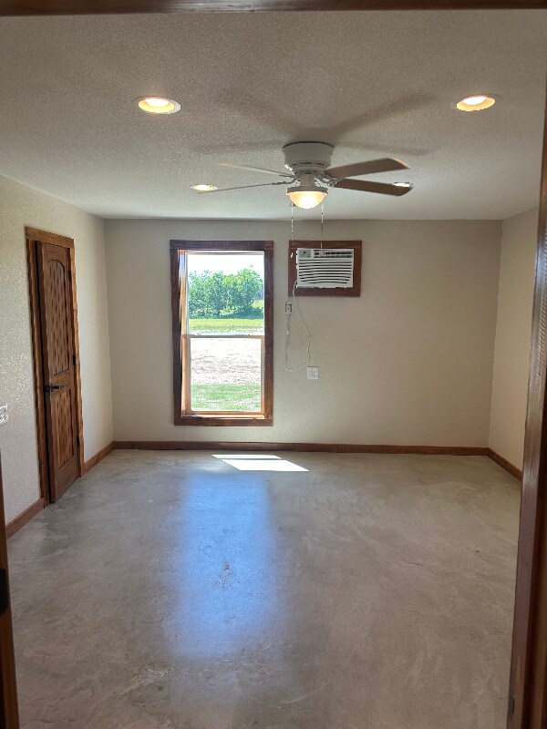 Building Photo - 4026 Old Lorena Rd