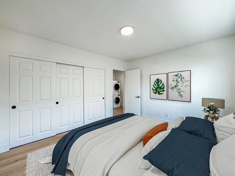 Building Photo - 4461 Farquhar Ave