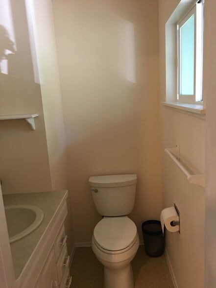 Building Photo - 14018 89th Ave NE