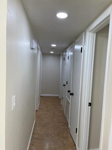 Building Photo - 1807 W 4th St