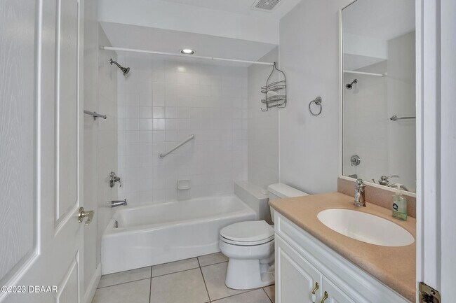 Building Photo - 4623 Rivers Edge Village Ln