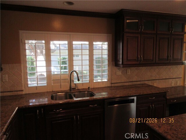Building Photo - 6777 Ossabaw Ct
