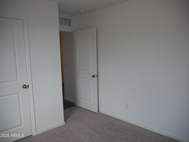 Building Photo - 1397 E Peggy Dr