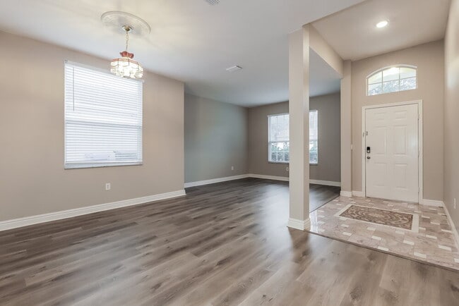 Building Photo - 907 Pyrite Ct