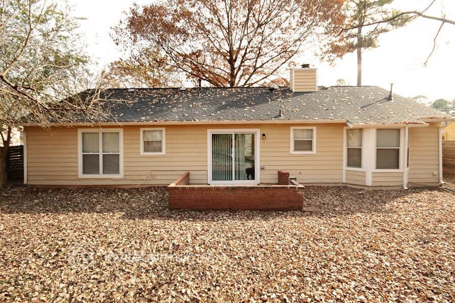 Building Photo - 3041 Park Creek Ct