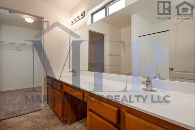 Building Photo - 4Bed/3Bath Home in Maricopa! $1599 MOVE-IN...