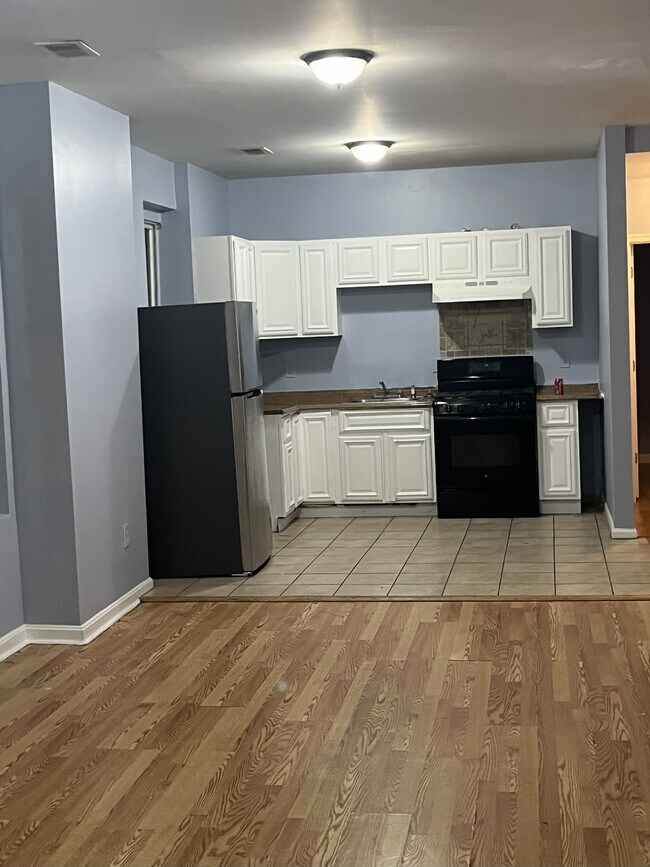 Building Photo - 3400 E Baltimore St