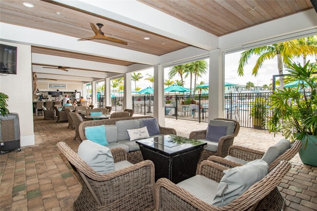 Building Photo - 375 NE Wharf Way