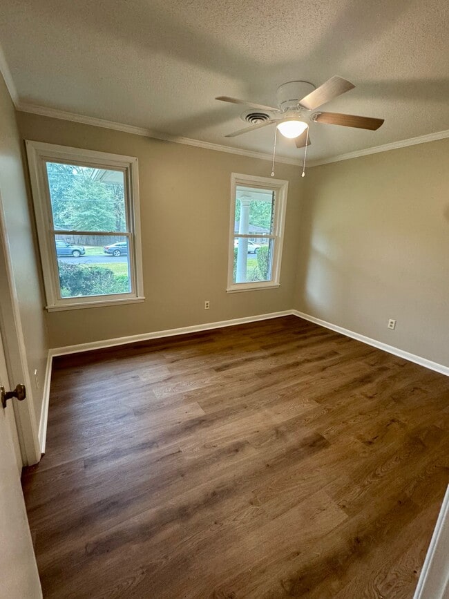 Building Photo - 1416 Mitts Dr