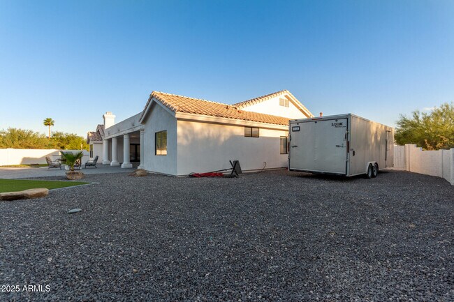 Building Photo - 8156 E Questa Rd