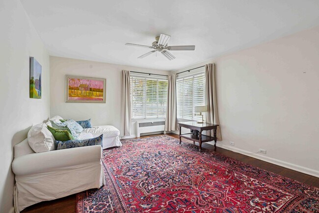 Building Photo - 5969 N Shore Dr