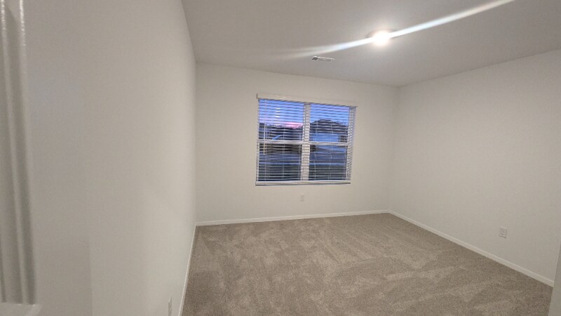 Building Photo - 1405 E Latium St