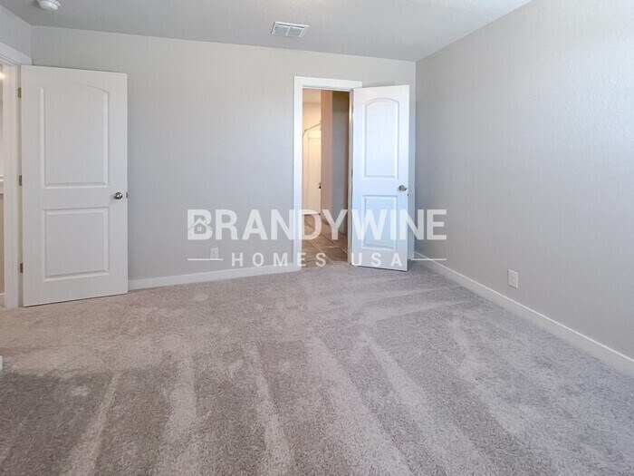 Building Photo - 10411 Ida Gdn Wy
