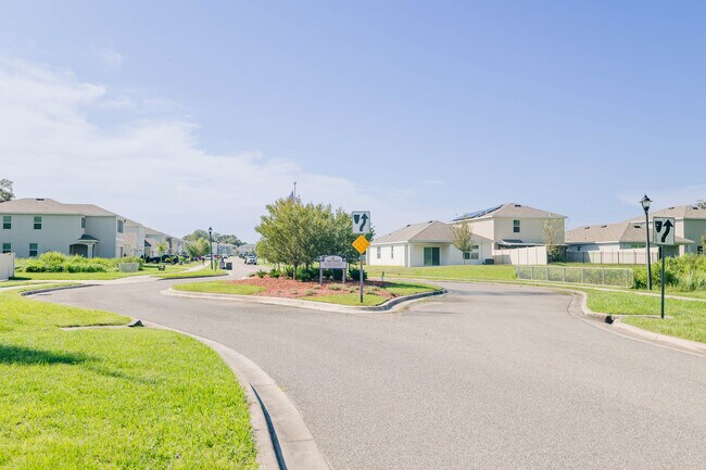 Building Photo - 6777 Longboat Dr