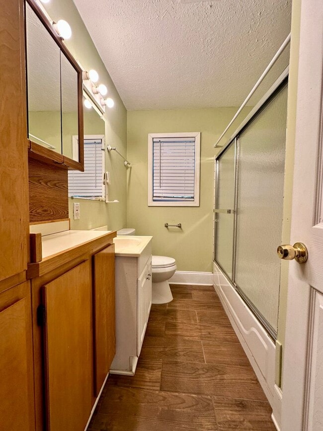 Building Photo - Cute 3 Bedroom Home In South Jackson