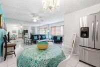 Building Photo - 1401 N 12th Ct