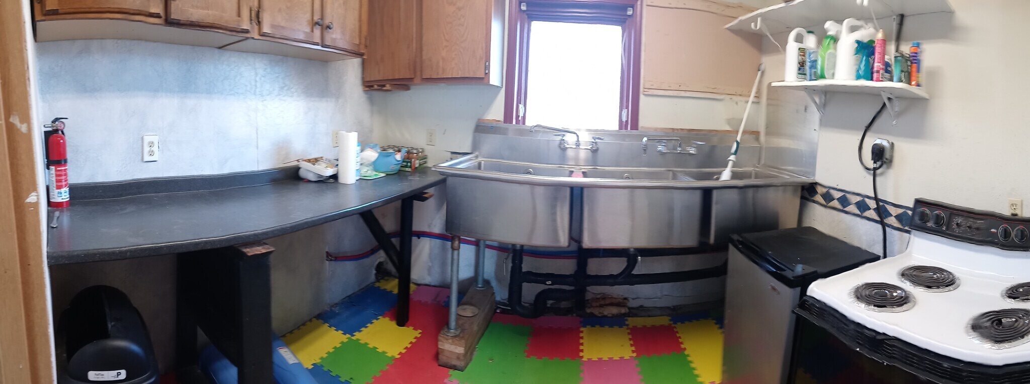 Building Photo - 1705 Ranch Rd