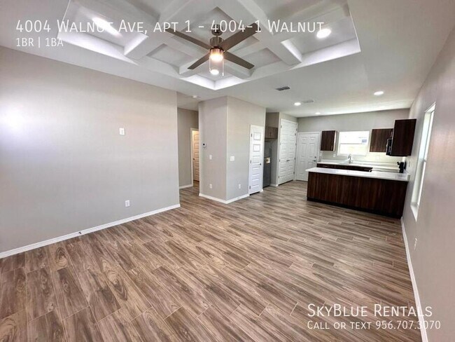 Building Photo - 4004 Walnut Ave