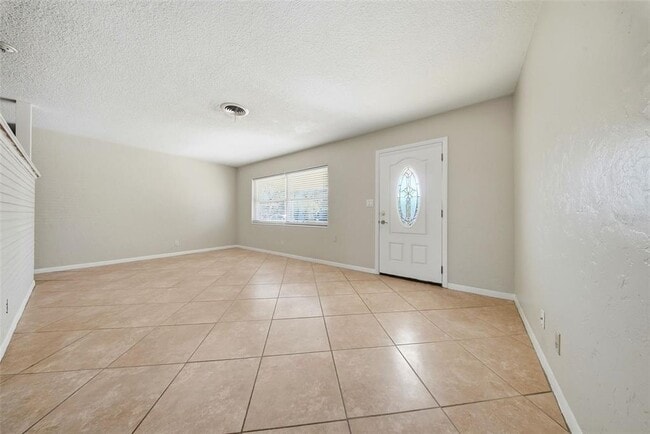 Building Photo - 11373 62nd Ave N