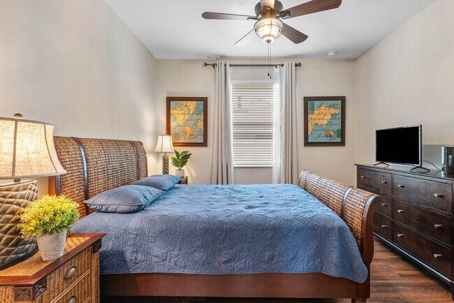 Building Photo - 2999 Dovedale Ct