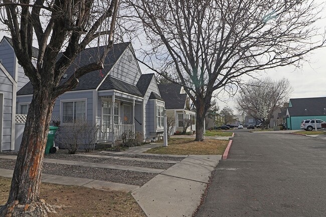 Building Photo - 2642 Fanto Ct