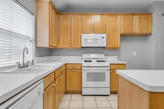Building Photo - 6921 Highland Crest Ln