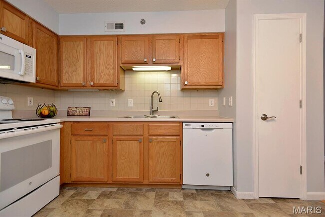 Building Photo - 4300 Forder Gardens Pl