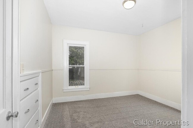 Building Photo - 1639 Wendler Ave SW