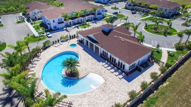 Building Photo - 3241 Wish Ave