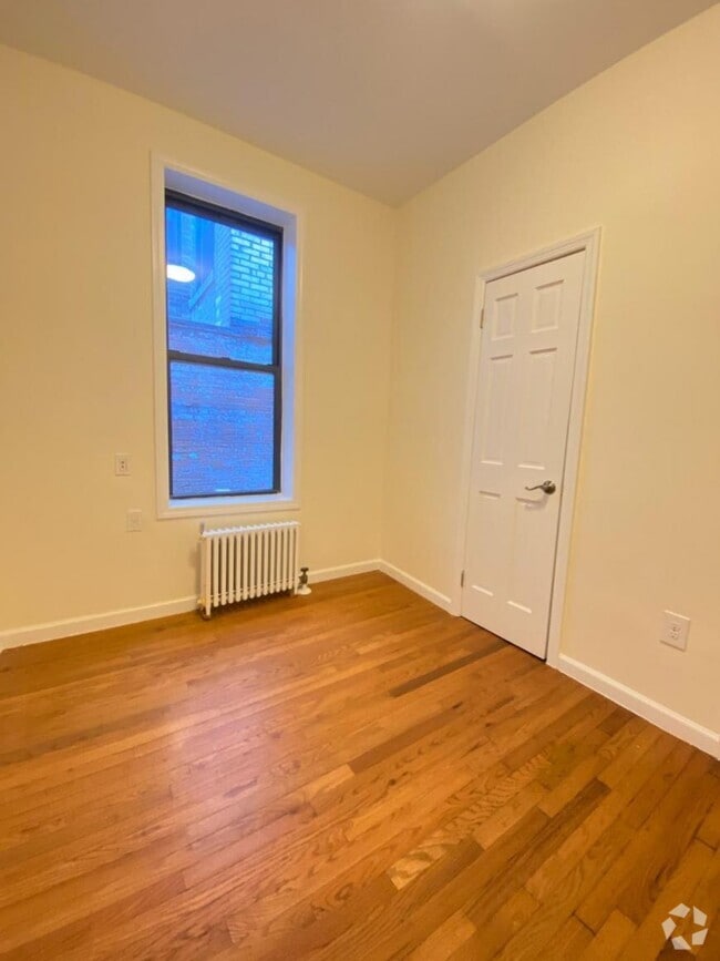 Building Photo - 0 bedroom in New York NY 10023